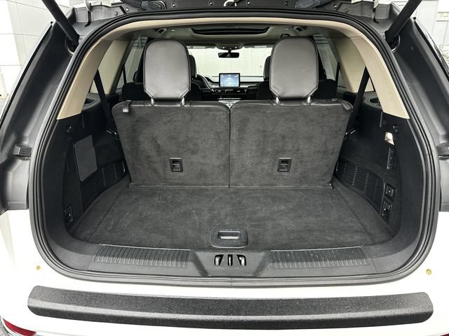 Certified 2023 Lincoln Aviator AWD w/ Premium Package image 43