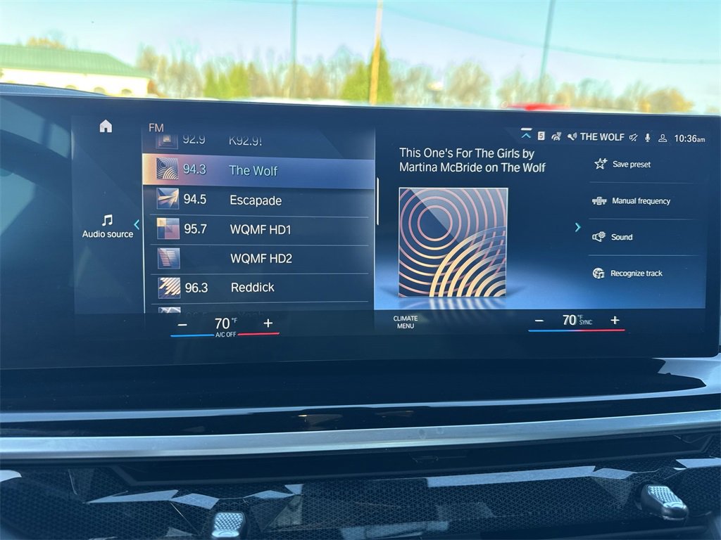 Used 2023 BMW X7 xDrive40i w/ M Sport Package image 16