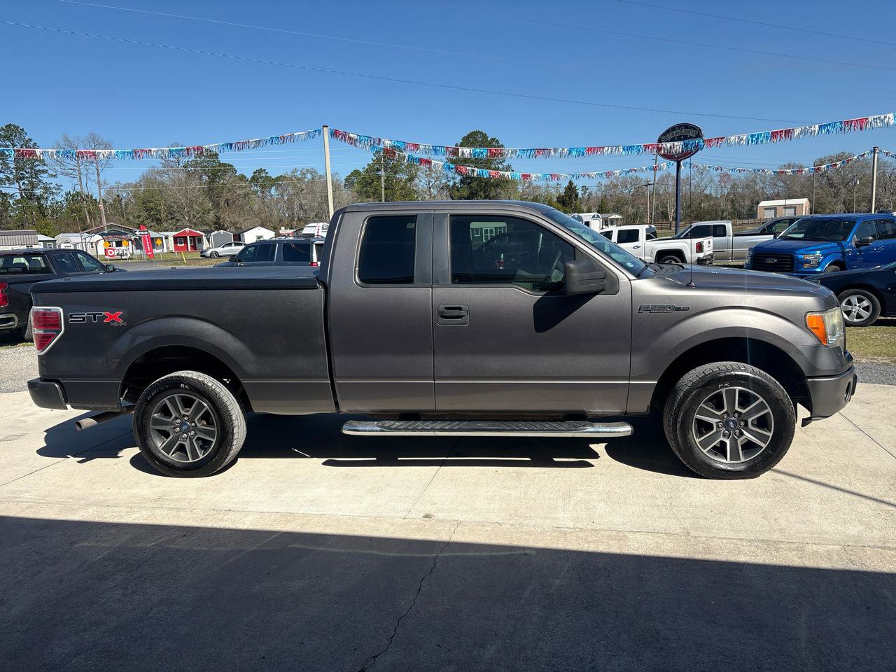 Used 2010 Ford F150 STX image 4