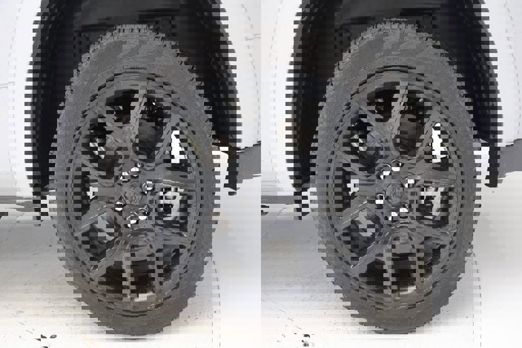 Used 2025 RAM 1500 Laramie w/ Night Edition image 19