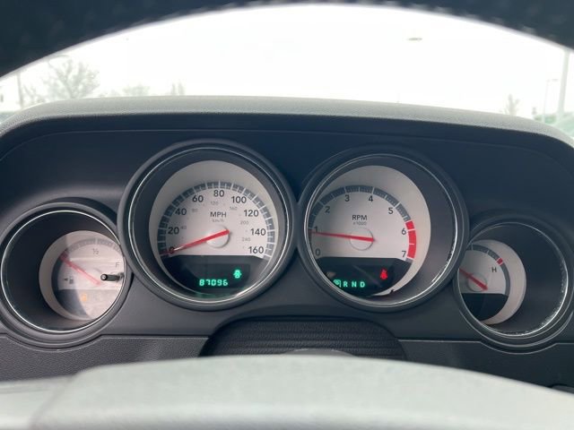 Used 2009 Dodge Challenger R/T image 12