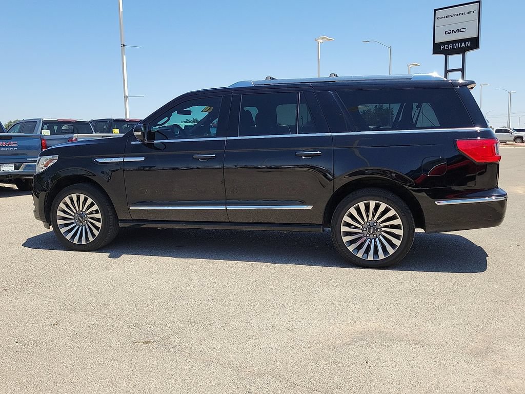 Used 2020 Lincoln Navigator L Reserve w/ Luxury Package AWD/4WD image 7