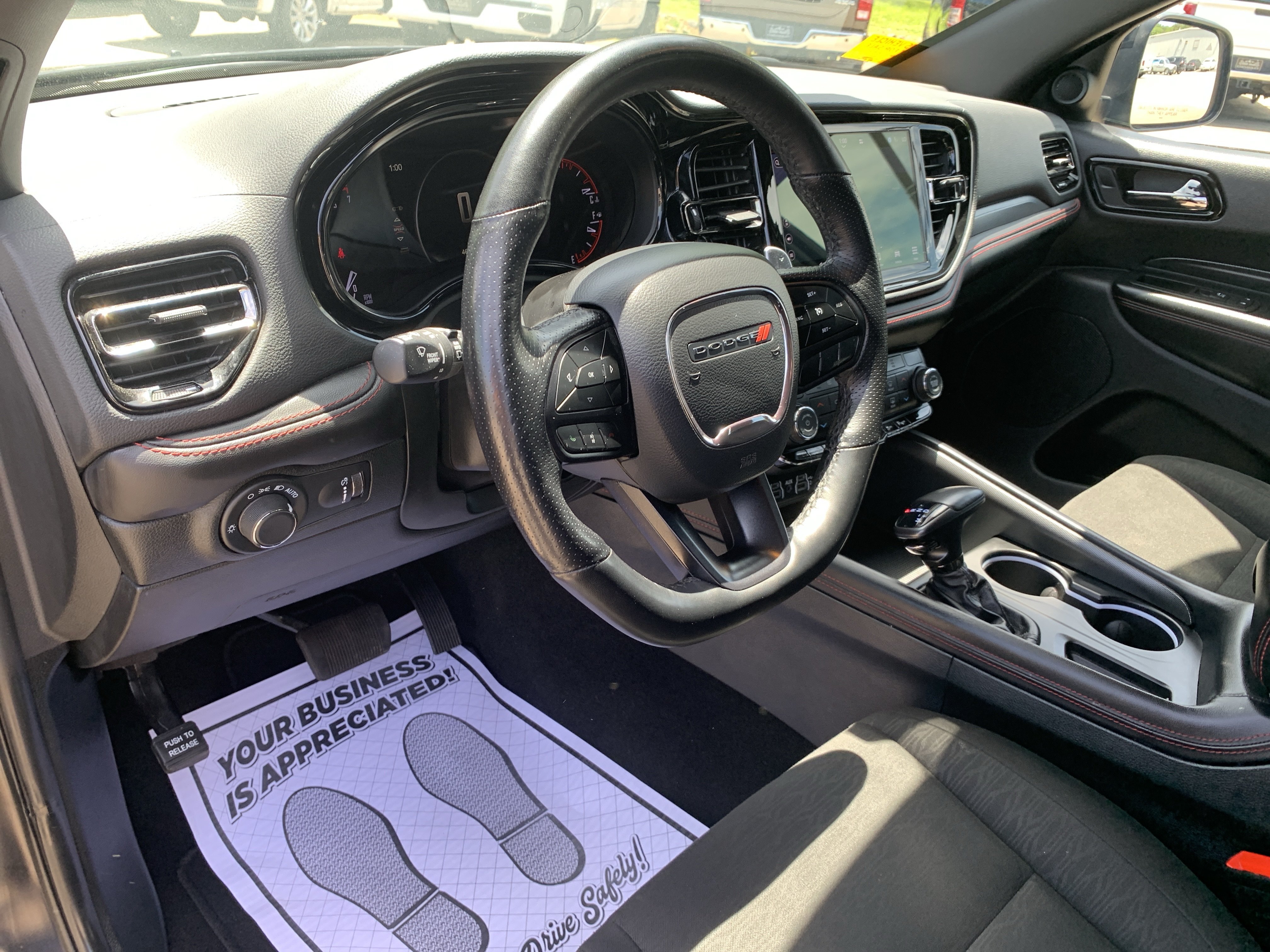 Used 2025 Dodge Durango GT RWD image 16