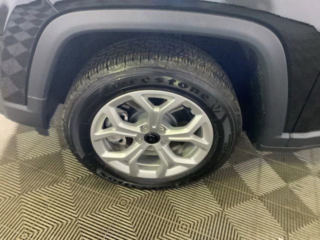 Used 2026 Jeep Compass Latitude image 43