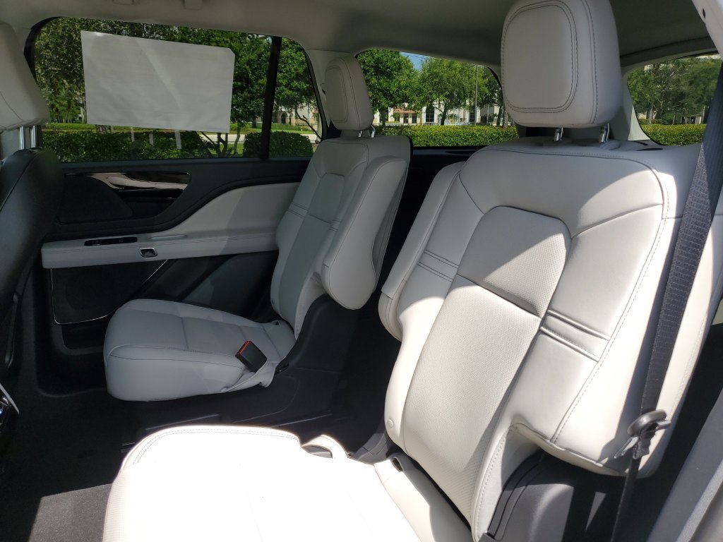 New 2026 Lincoln Aviator 2WD image 12