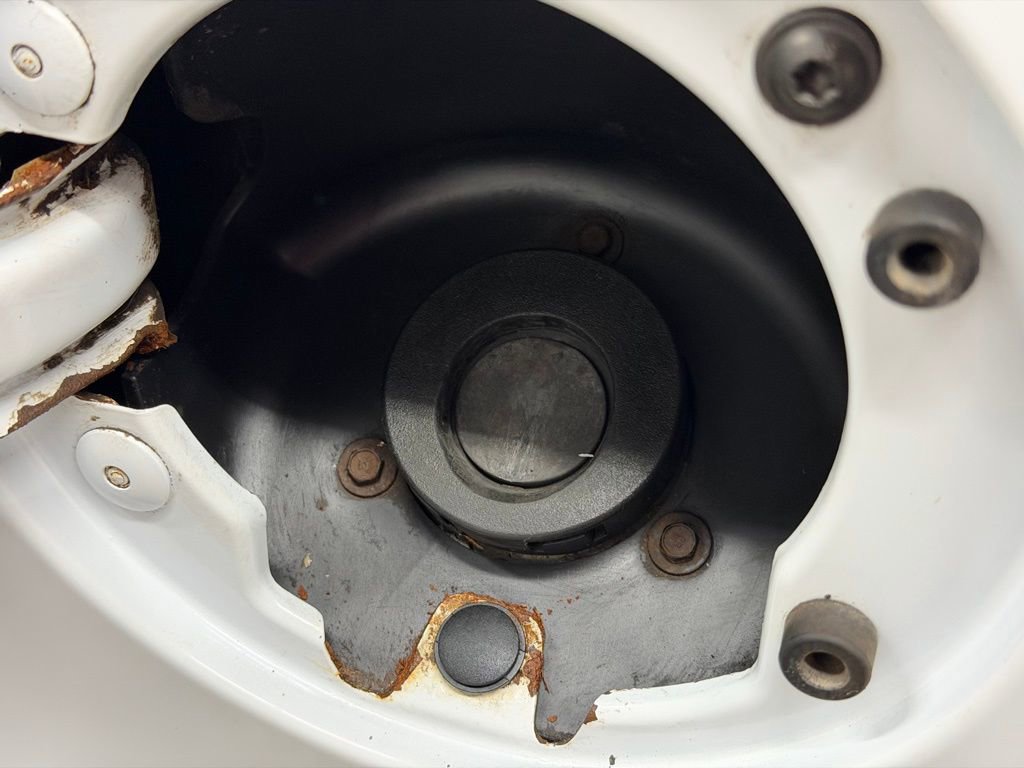 Used 2017 GMC Sierra 1500 SLE image 24