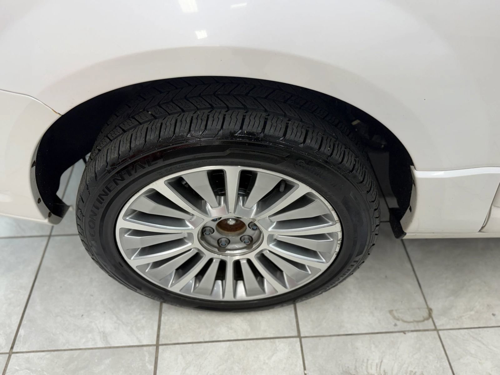Used 2017 Lincoln Navigator Select AWD/4WD image 35