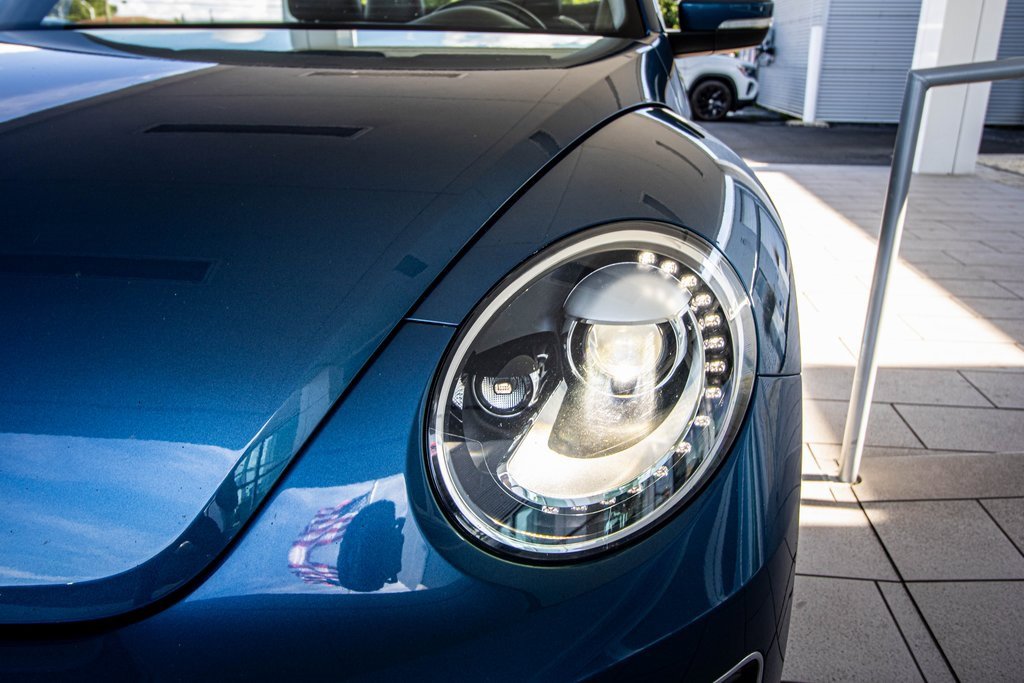 Used 2019 Volkswagen Beetle 2.0T SE image 8