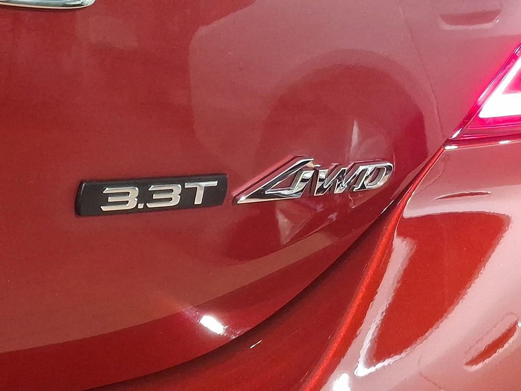 Used 2023 Genesis G70 3.3T image 28