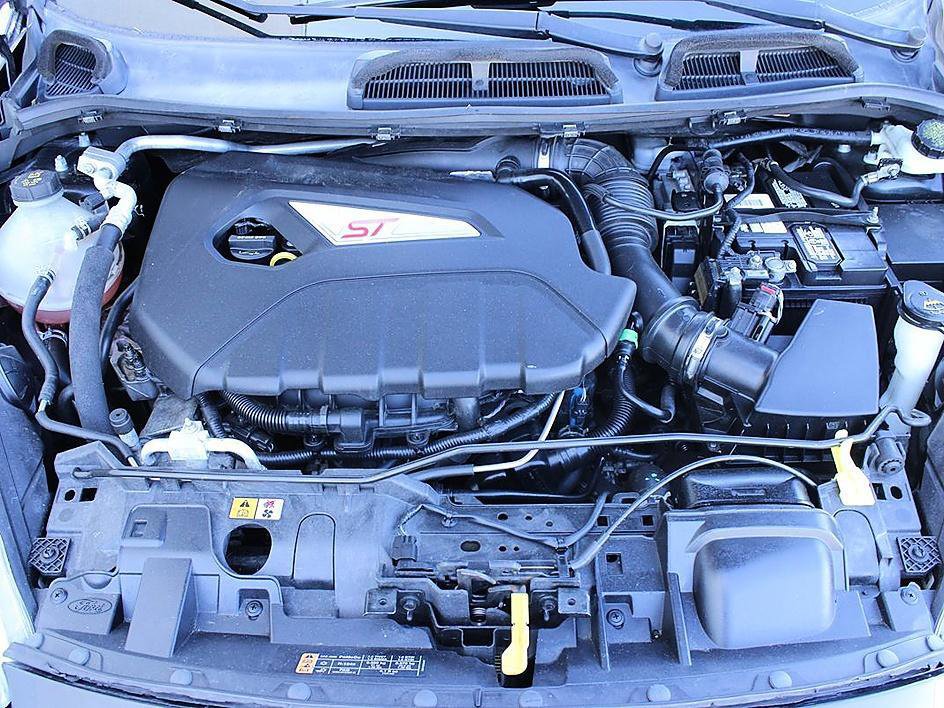 Used 2014 Ford Fiesta ST w/ ST Recaro Package image 23