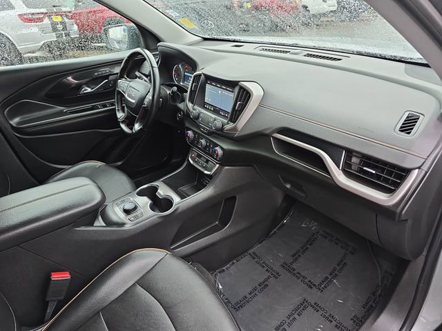 Used 2023 GMC Terrain AT4 image 33