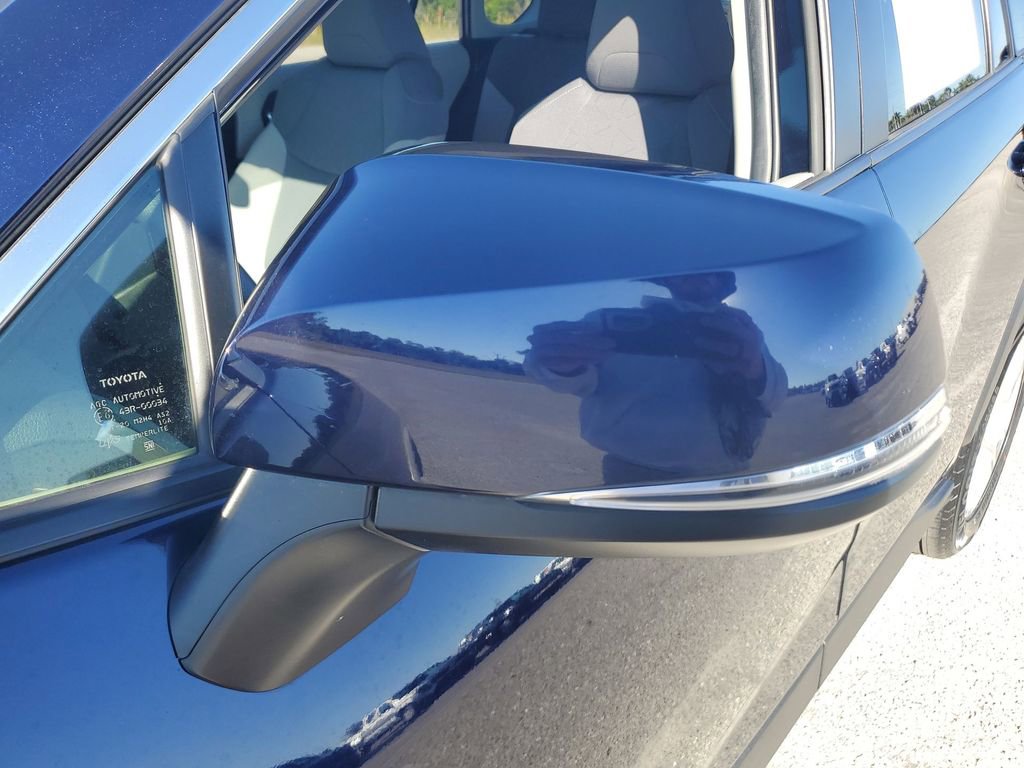 Certified 2021 Toyota RAV4 XLE w/ Convenience Package image 21