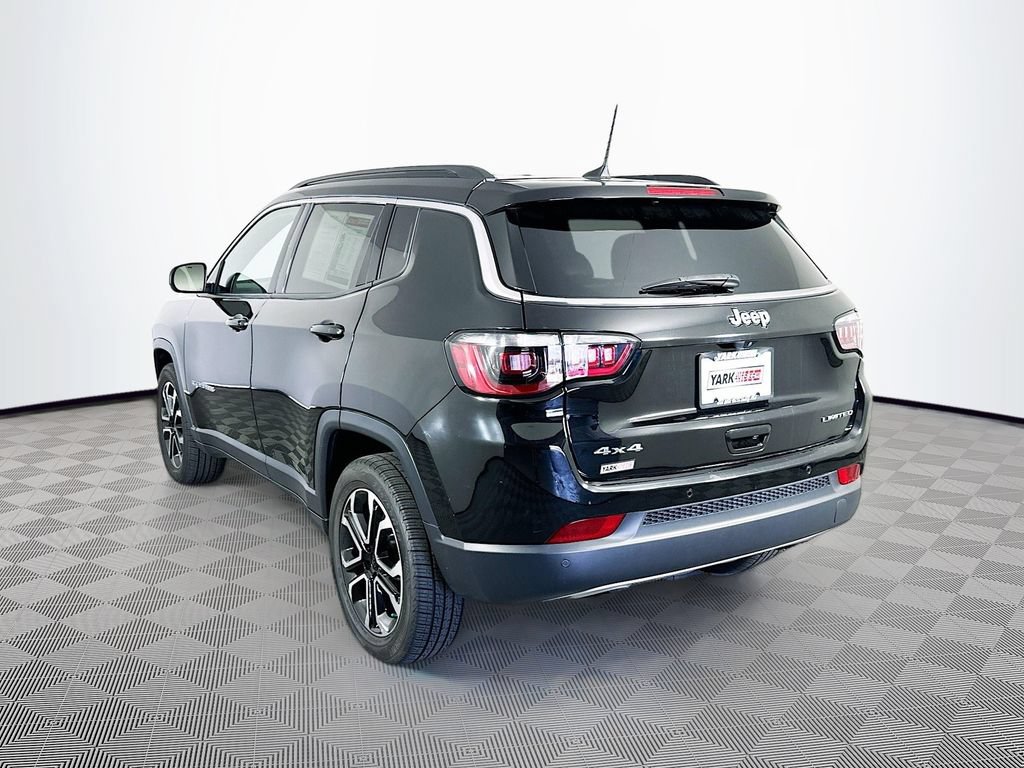 Used 2023 Jeep Compass Limited AWD/4WD image 7