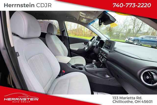 Used 2023 Hyundai Kona SEL w/ Cargo Package AWD/4WD image 28