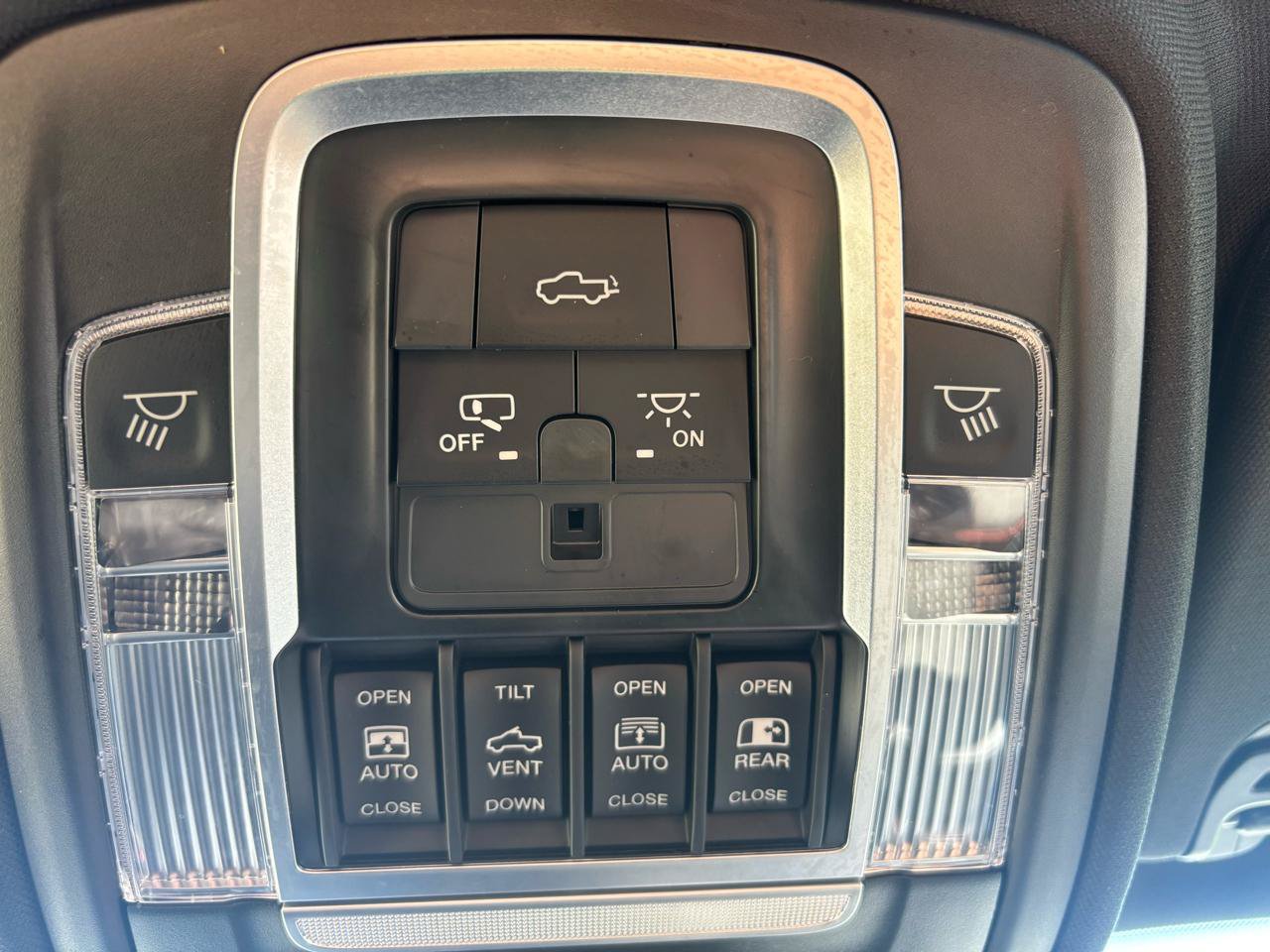 Used 2022 RAM 1500 Rebel w/ Rebel Level 2 Equipment Group AWD/4WD image 31