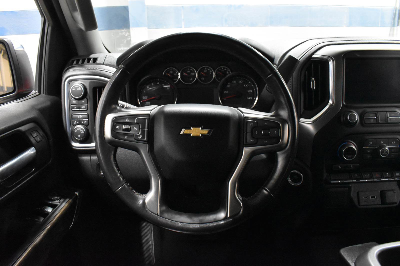 Used 2021 Chevrolet Silverado 1500 LT image 7