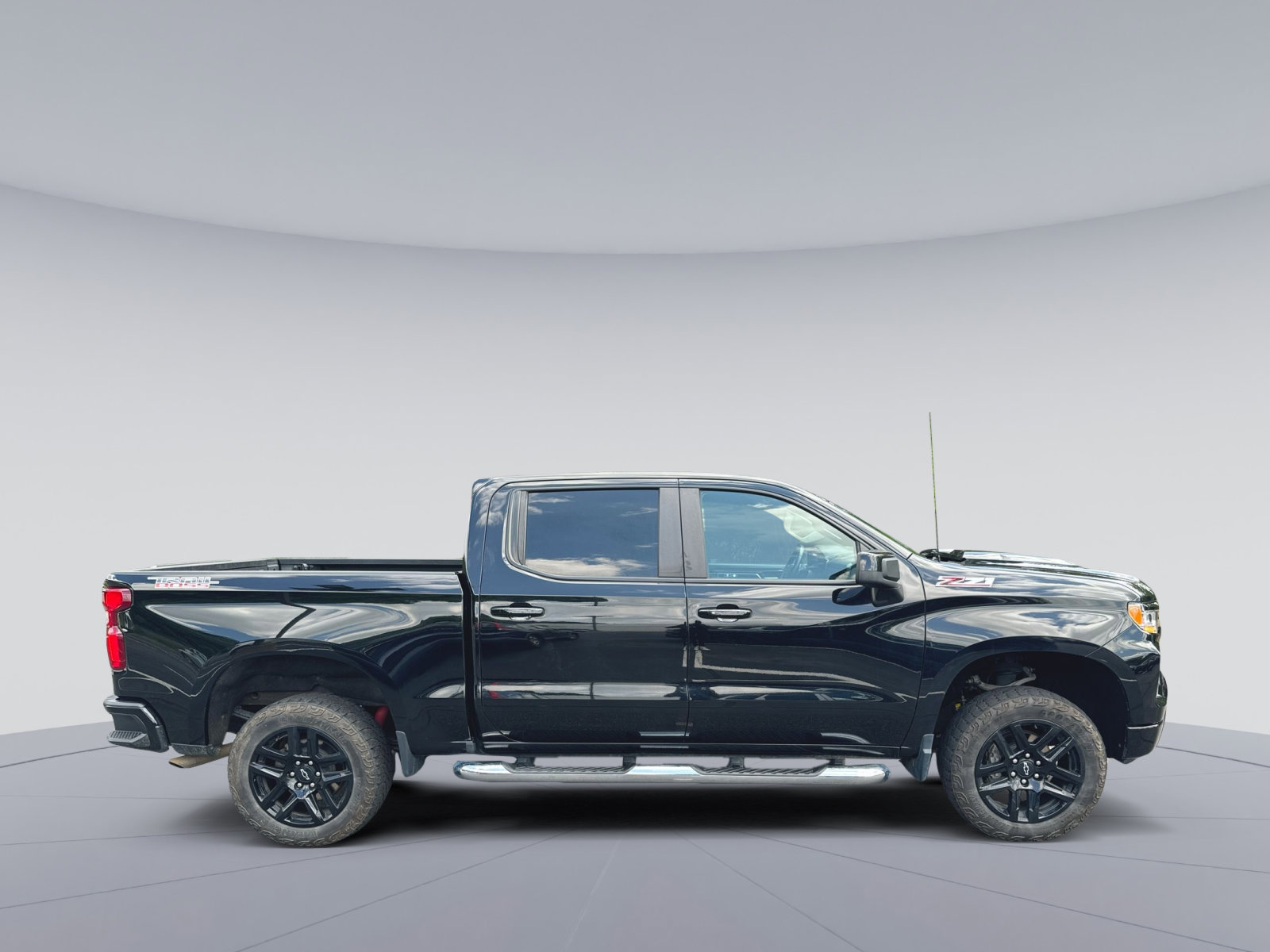 Used 2024 Chevrolet Silverado 1500 LT Trail Boss w/ Protection Package AWD/4WD image 33