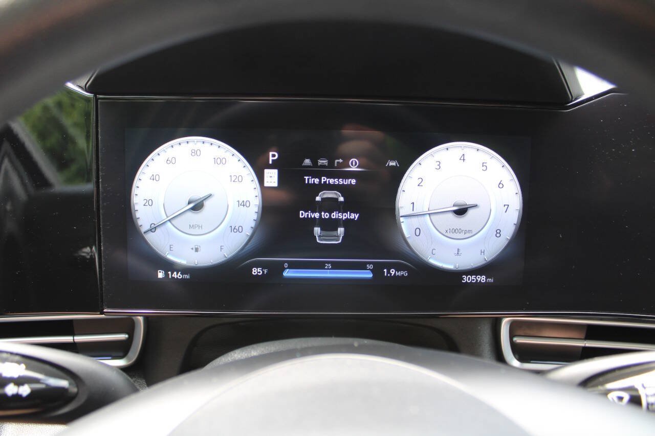 Used 2024 Hyundai Elantra SEL FWD image 41