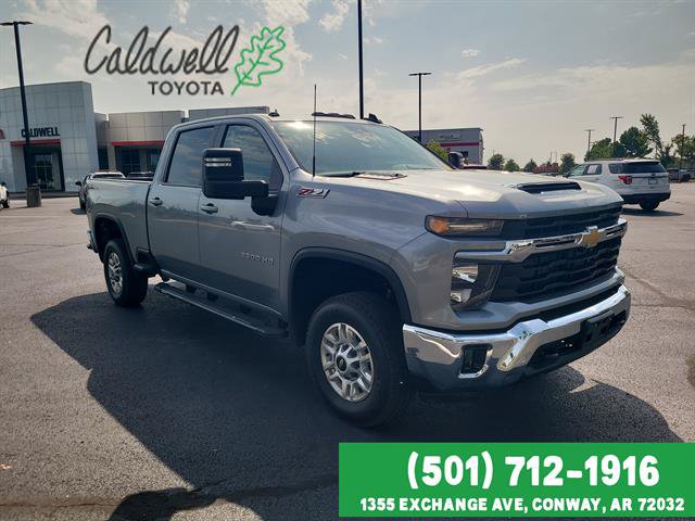 Used 2024 Chevrolet Silverado 2500 LT w/ All Star Edition AWD/4WD image 3