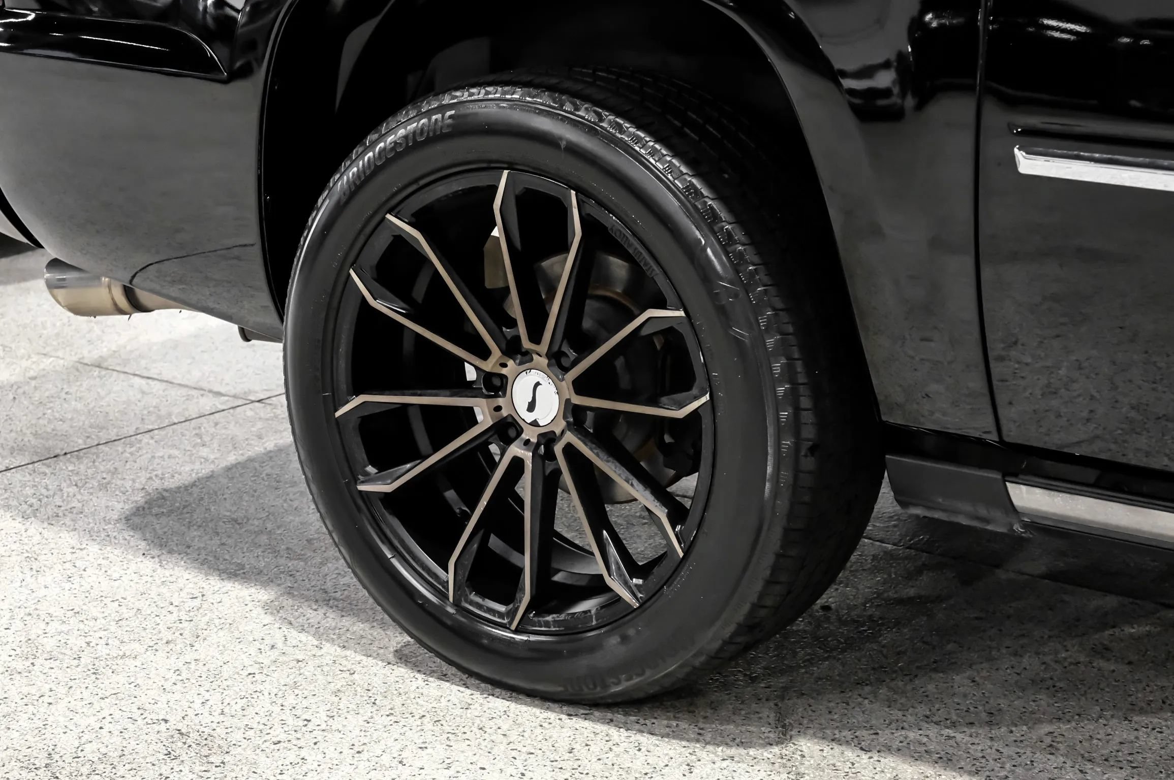 Used 2012 Cadillac Escalade EXT Premium AWD/4WD image 59