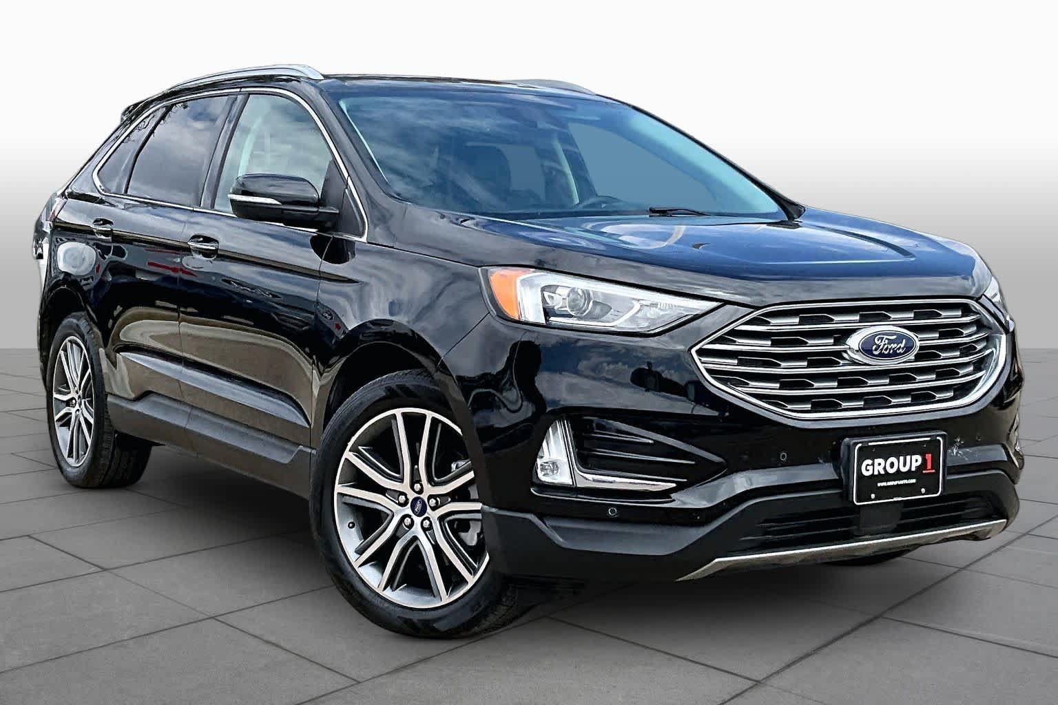 Used 2022 Ford Edge Titanium AWD/4WD image 3