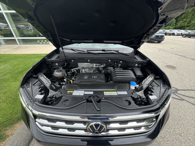 Used 2022 Volkswagen Atlas SE w/ Panoramic Sunroof Package image 26