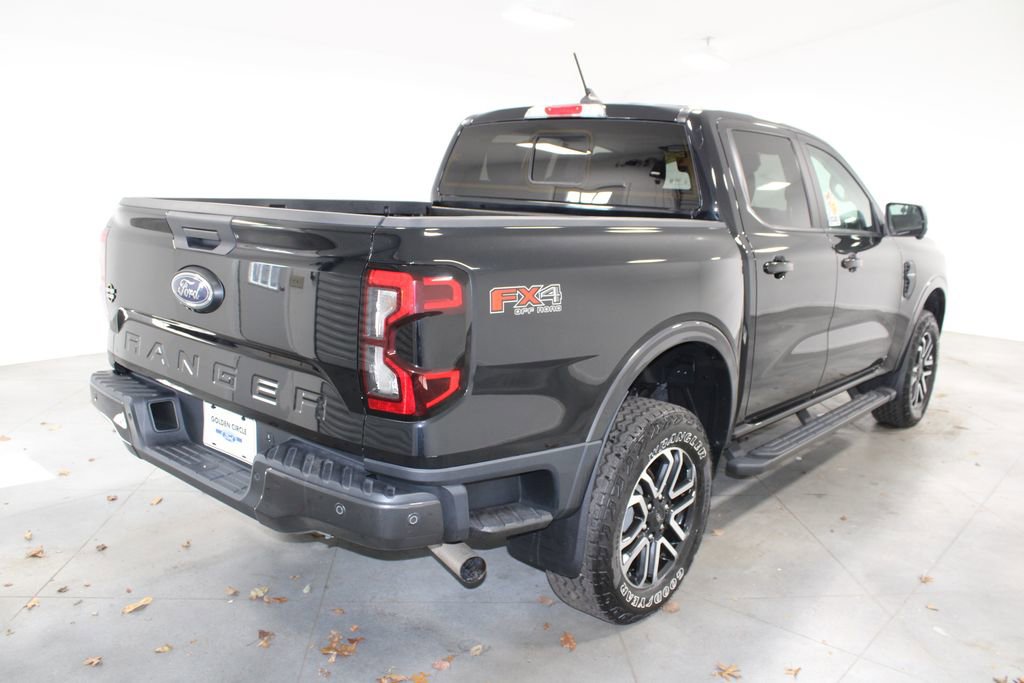 Used 2024 Ford Ranger Lariat w/ FX4 Off-Road Package image 9