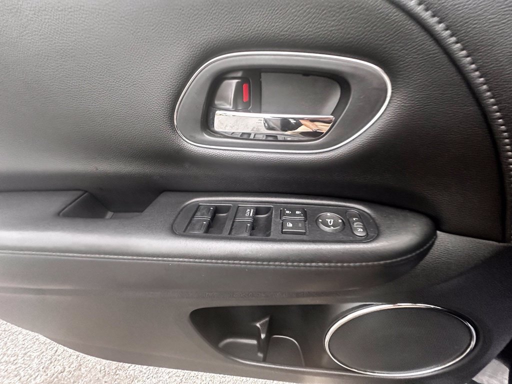 Used 2016 Honda HR-V EX-L image 26