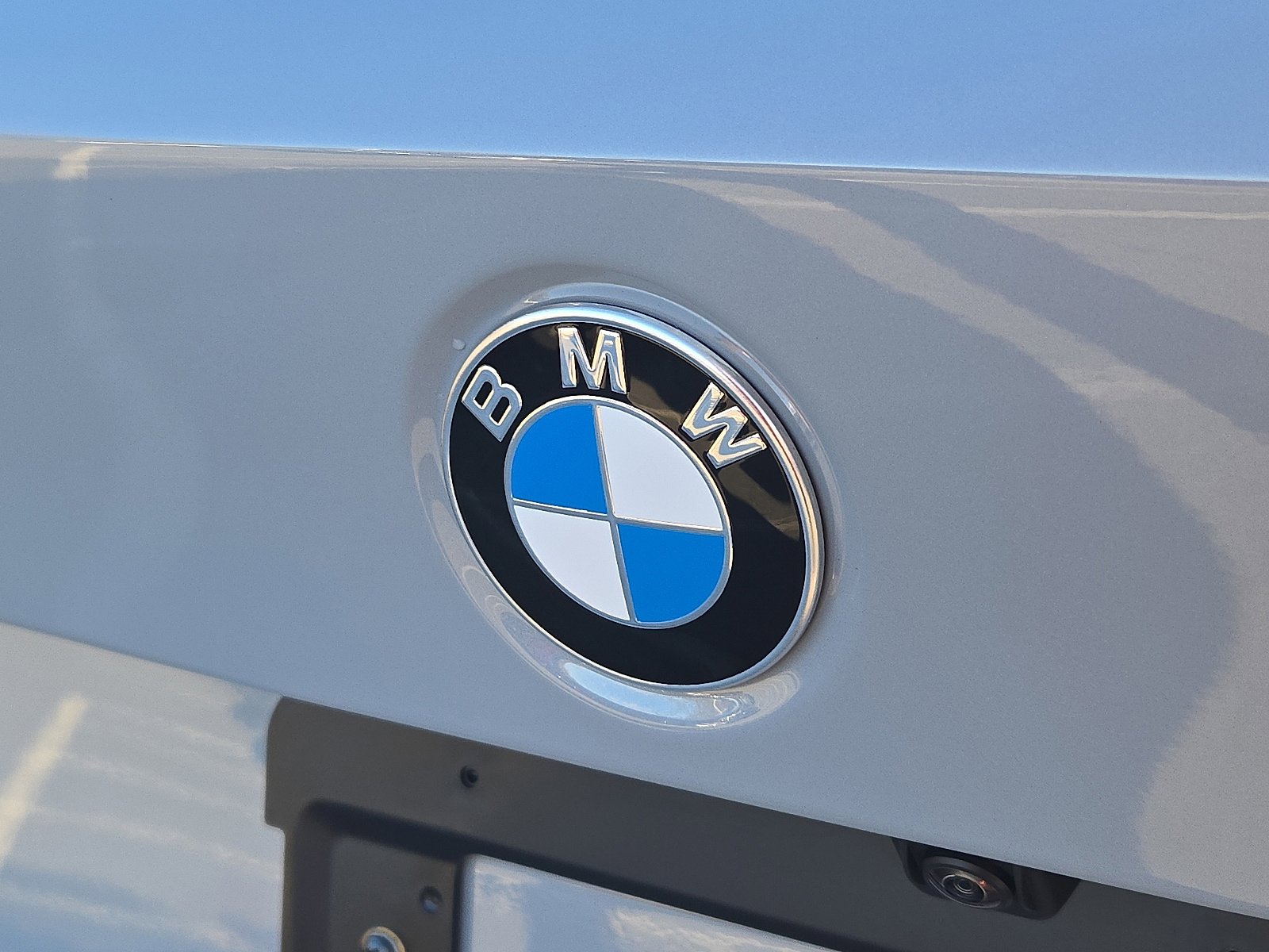 New 2026 BMW 330i xDrive Sedan w/ M Sport Package AWD/4WD image 14