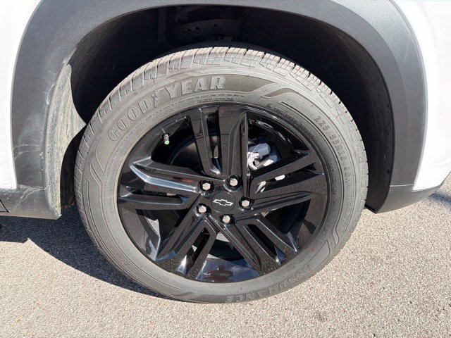 Used 2025 Chevrolet Trax ACTIV w/ Driver Confidence Package FWD image 19