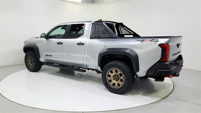Used 2024 Toyota Tacoma 4x4 Double Cab Hybrid image 6