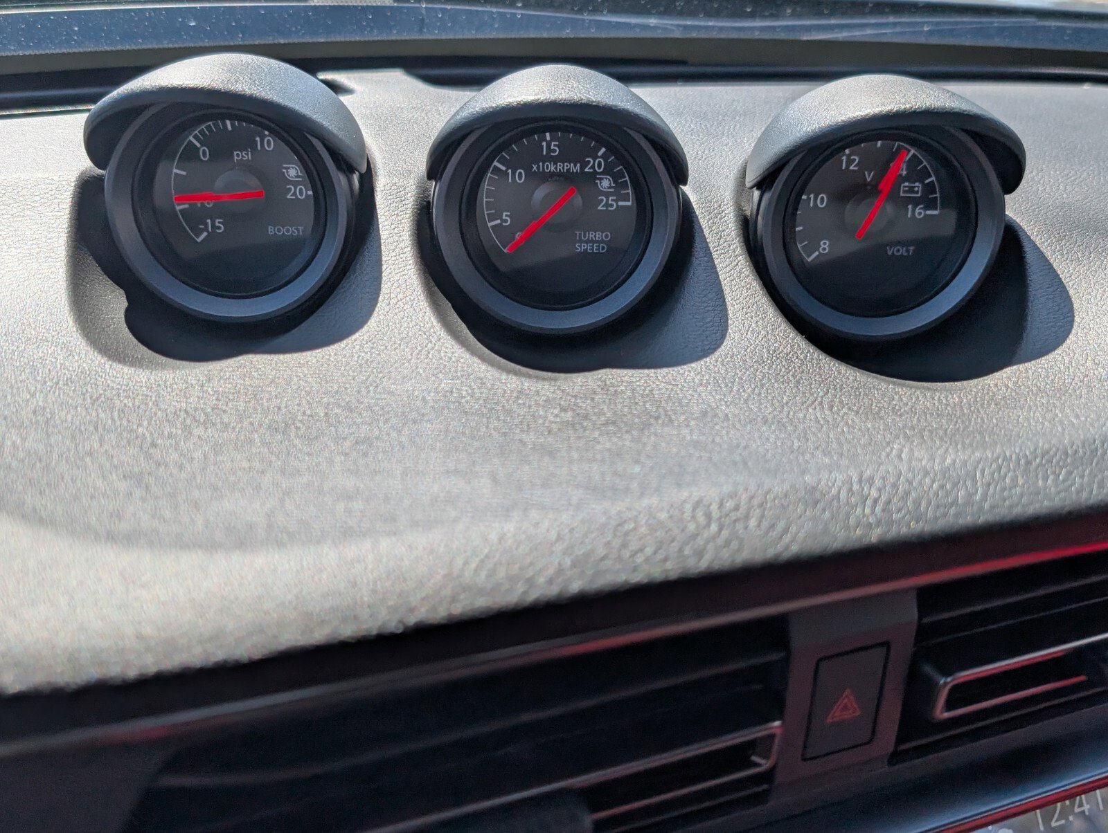 Certified 2024 Nissan Z Performance w/ Floor Mat Package image 27