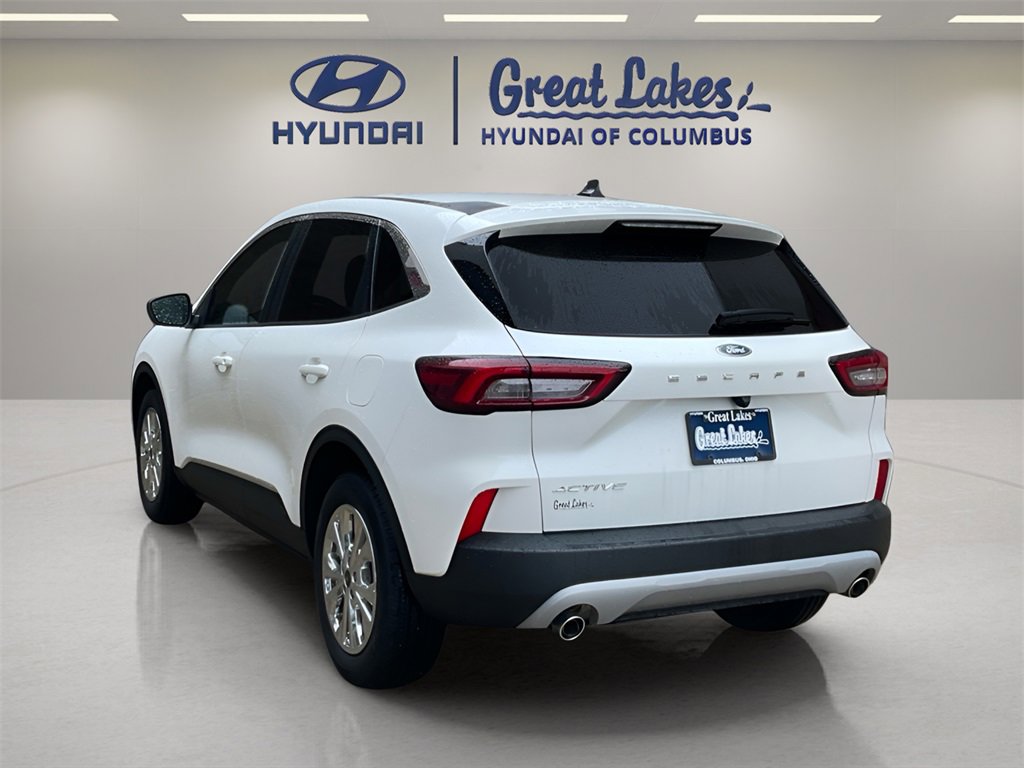 Used 2023 Ford Escape Active image 3