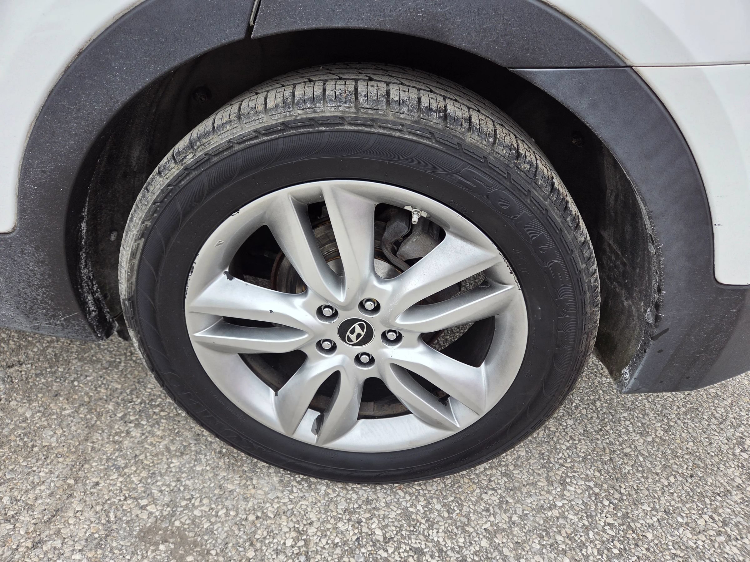 Used 2014 Hyundai Santa Fe Sport 2.0T w/ Technology Package 05 FWD image 7