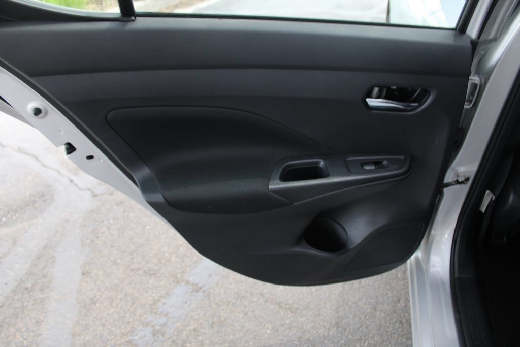 Used 2021 Nissan Versa SV FWD image 39