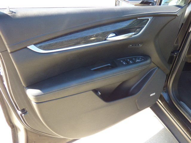 Used 2020 Cadillac XT5 Premium Luxury FWD image 28
