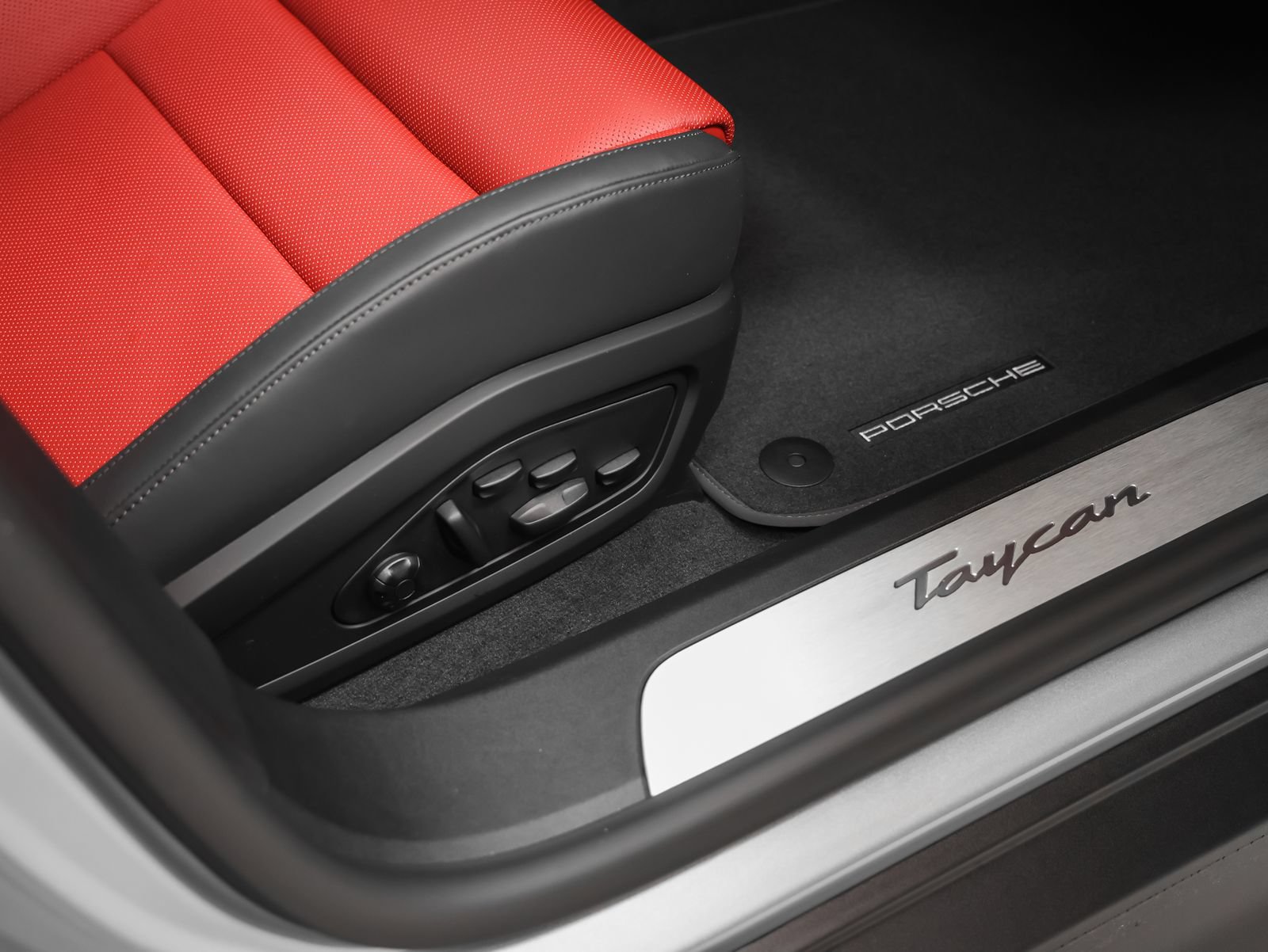 New 2026 Porsche Taycan RWD image 21