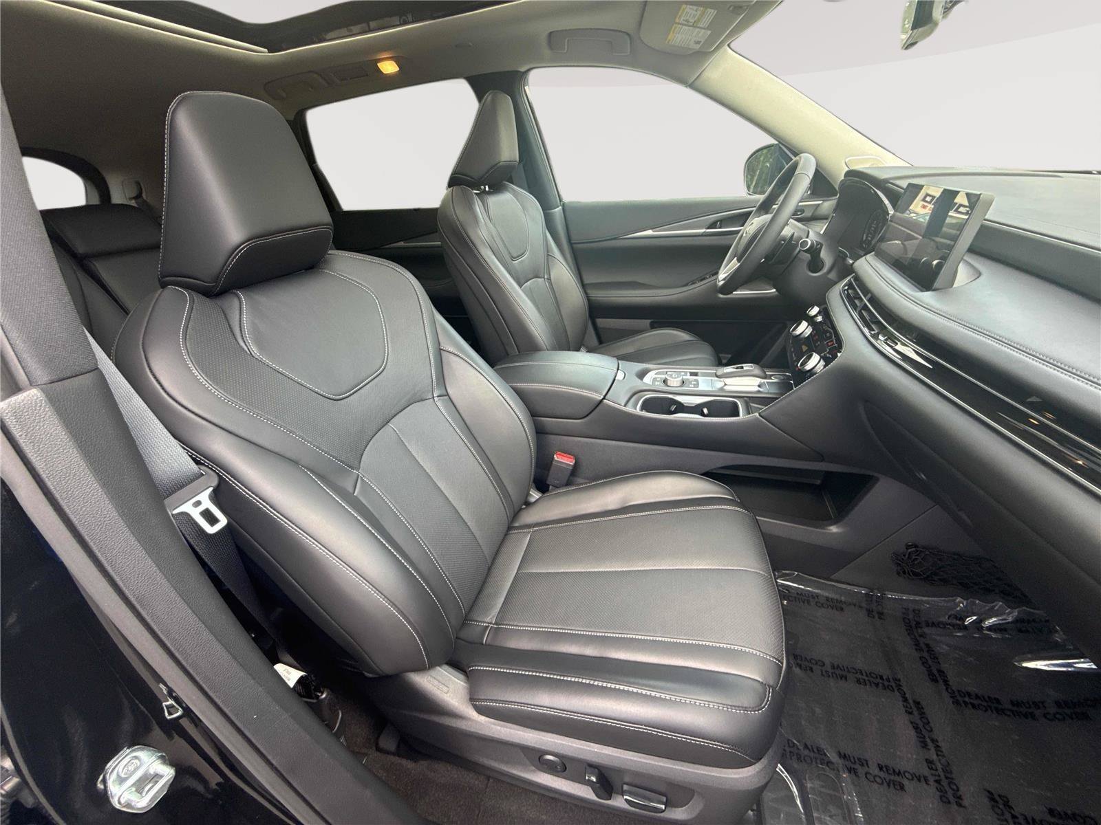 Used 2025 INFINITI QX60 Luxe w/ Cargo Package FWD image 26
