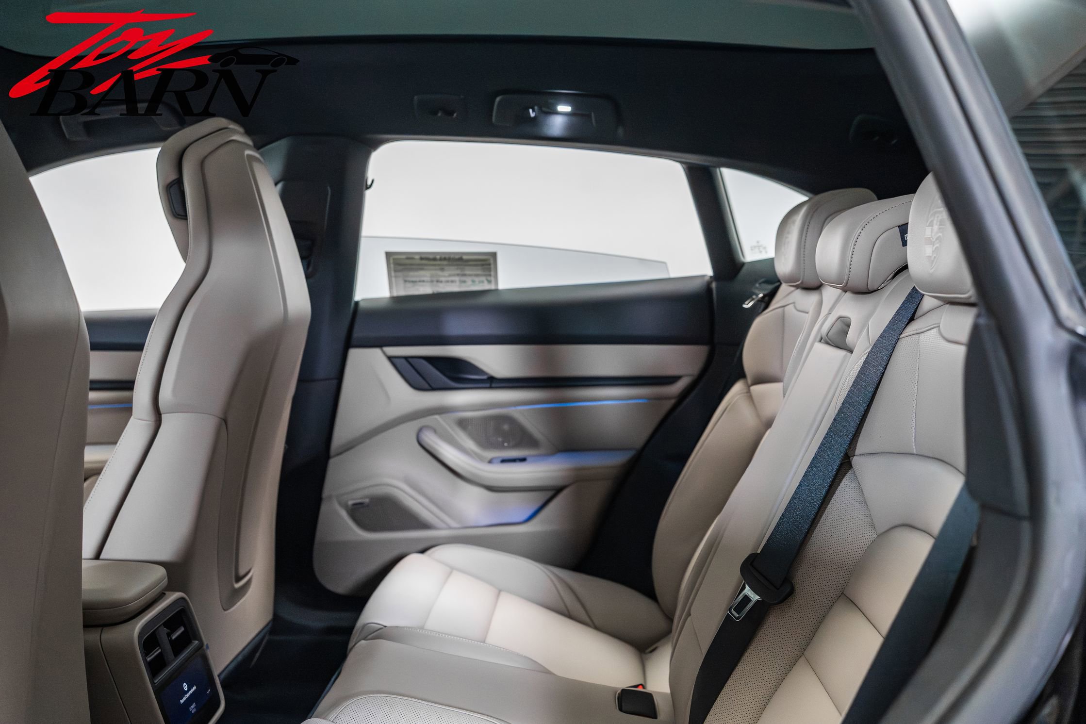 Used 2024 Porsche Taycan 4 Cross Turismo image 45