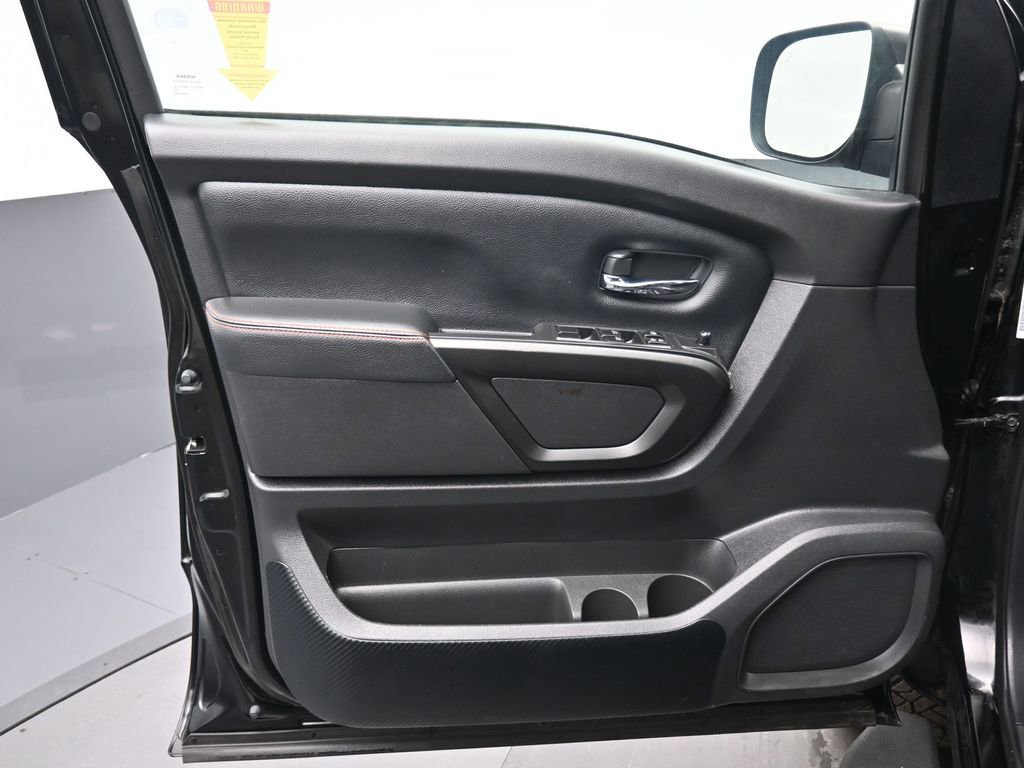 Used 2021 Nissan Titan PRO-4X w/ Off Road Protection Package image 9