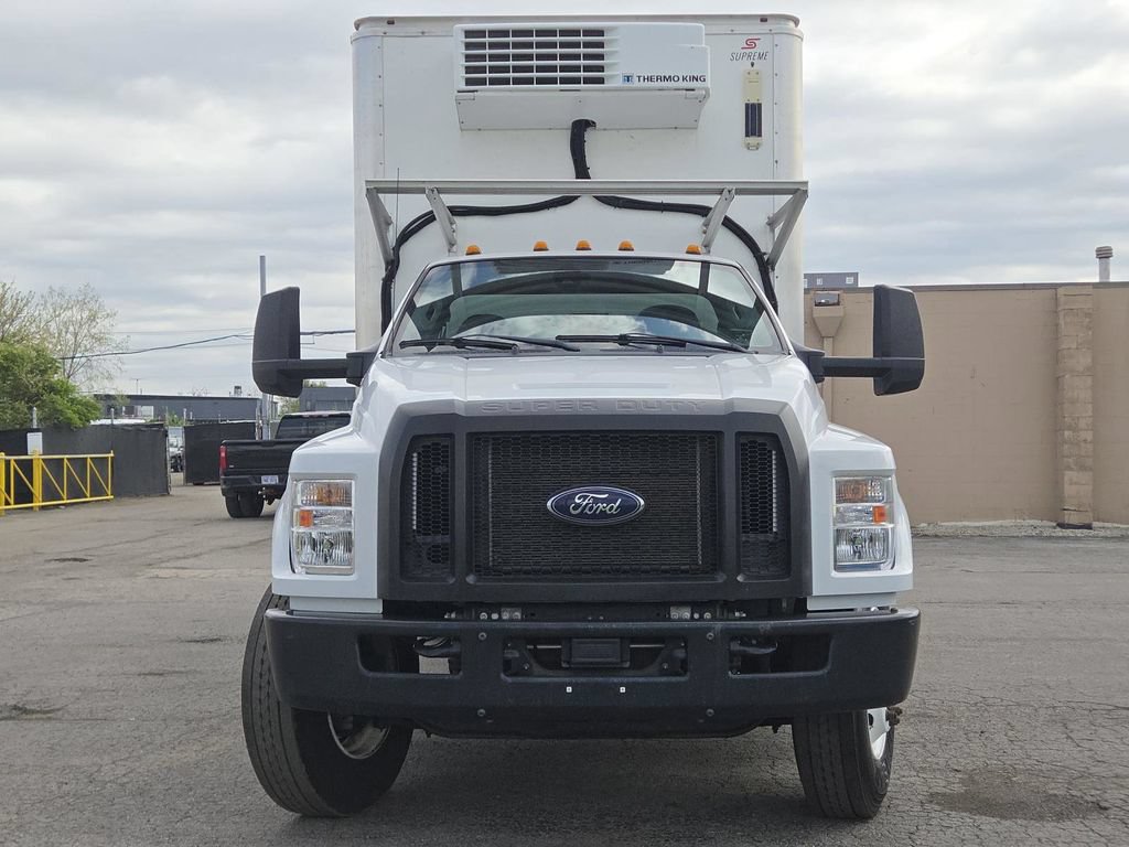 Used 2022 Ford F650 2WD Regular Cab Super Duty image 5
