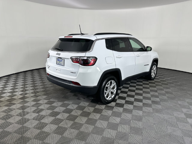 Certified 2024 Jeep Compass Latitude AWD/4WD image 26