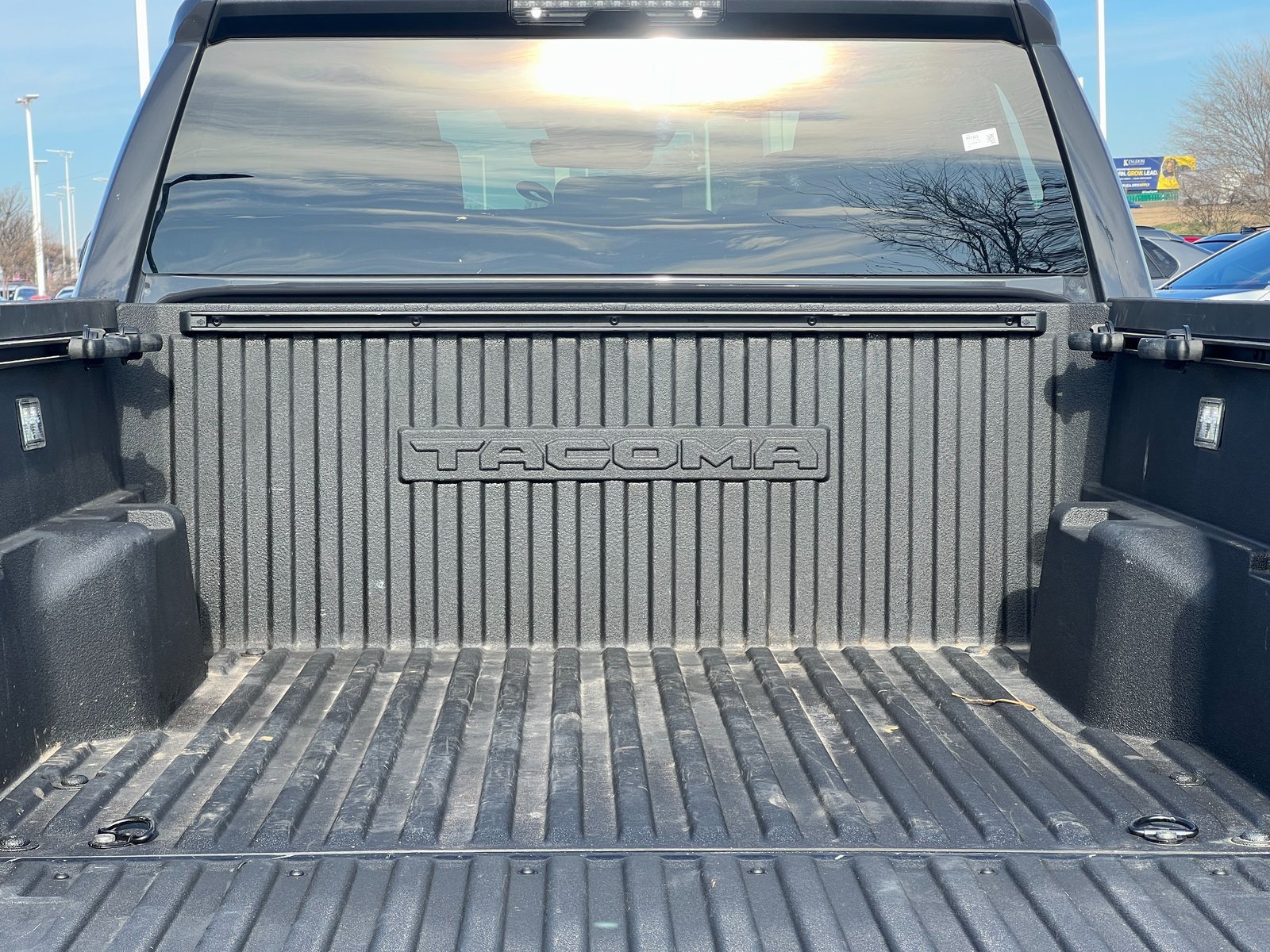 Used 2025 Toyota Tacoma SR5 image 32