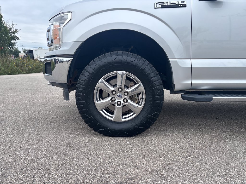 Used 2019 Ford F150 XLT w/ Equipment Group 302A Luxury AWD/4WD image 28