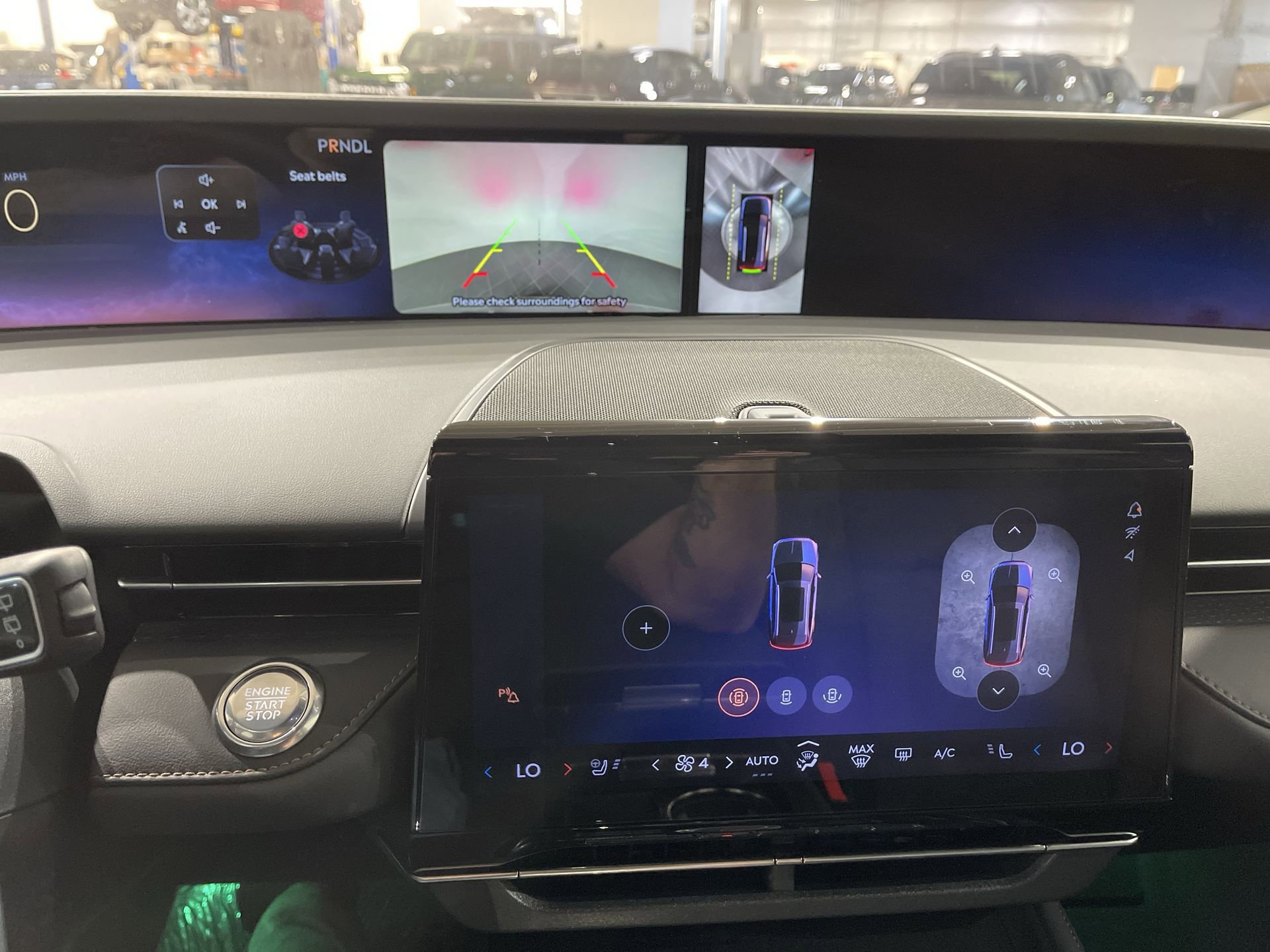 New 2024 Lincoln Nautilus Reserve w/ Equipment Group 202A image 23