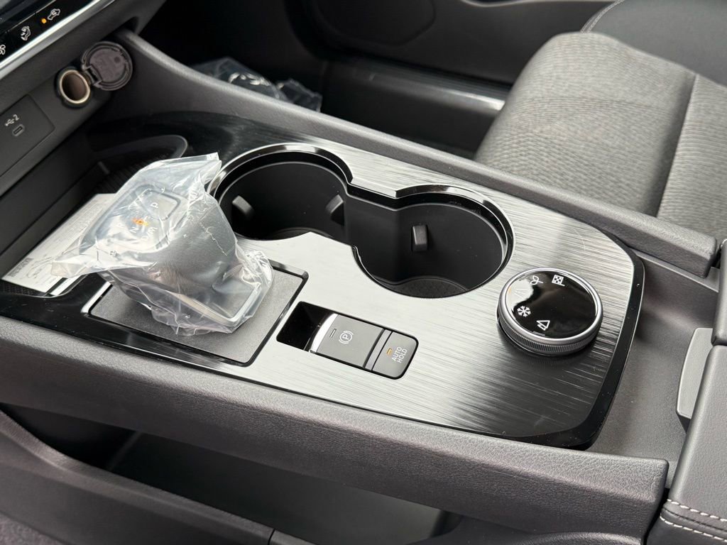 New 2026 Nissan Rogue SV image 12