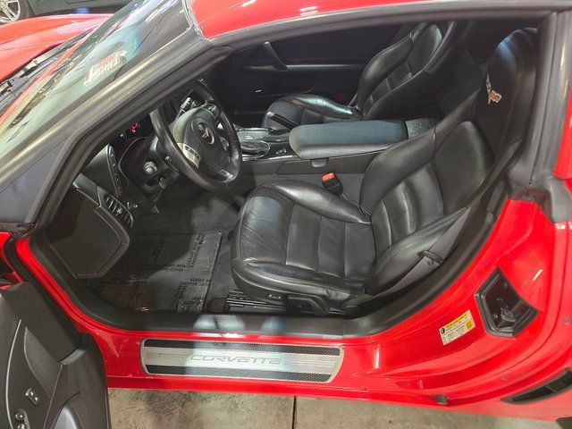 Used 2011 Chevrolet Corvette Grand Sport w/ Preferred Equipment Group image 17