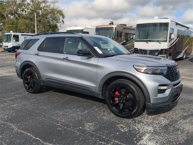 Used 2020 Ford Explorer ST w/ ST Street Pack image 2
