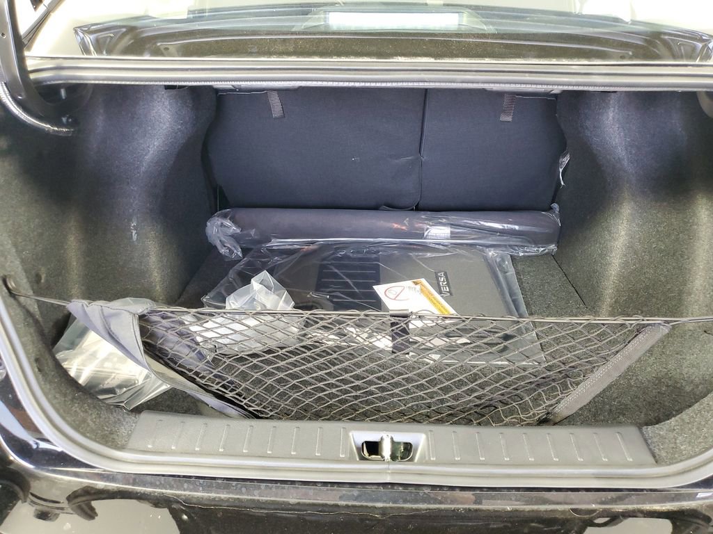 New 2025 Nissan Versa SV w/ Trunk Package image 29