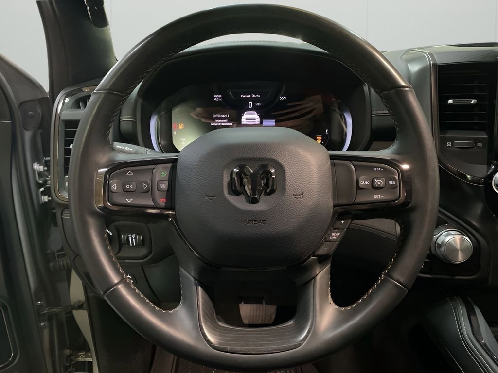 Used 2024 RAM 1500 Limited image 27